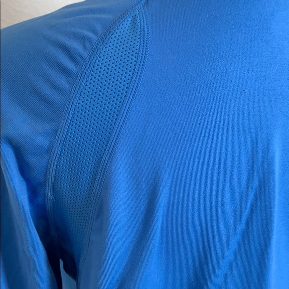 Nike DRI FIT Running Workout Top - Picture 6 of 8